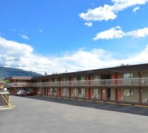 Canadas Best Value Inn, Vernon Exterior