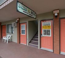 Canadas Best Value Inn, Vernon Exterior