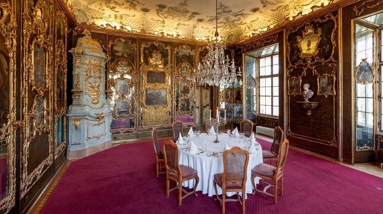 <b>Hotel Schloss Leopoldskron Room</b>. Images powered by <a href="https://iceportal.shijigroup.com/" title="IcePortal" target="_blank">IcePortal</a>.