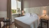 Plaza Hotel Lucchesi Room