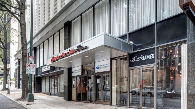 <b>Hampton Inn & Suites Richmond Downtown Exterior</b>. Images powered by <a href="https://iceportal.shijigroup.com/" title="IcePortal" target="_blank">IcePortal</a>.