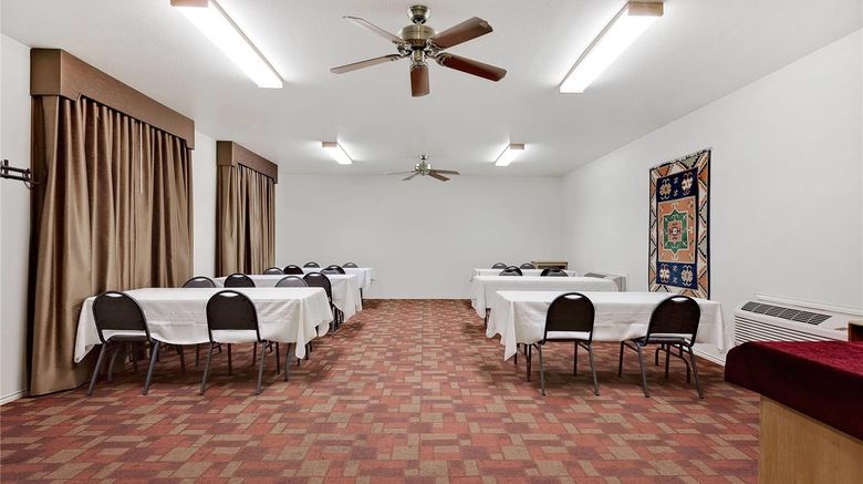 <b>Days Inn San Angelo Meeting</b>. Images powered by <a href="https://iceportal.shijigroup.com/" title="IcePortal" target="_blank">IcePortal</a>.