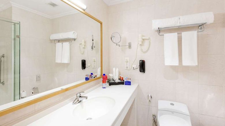 <b>Ramada Addis Ababa Room</b>. Images powered by <a href="https://iceportal.shijigroup.com/" title="IcePortal" target="_blank">IcePortal</a>.