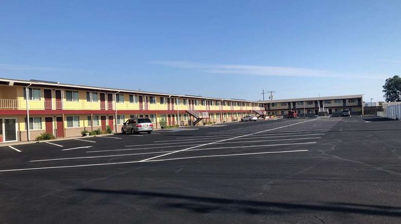 <b>Super 8 Ontario Exterior</b>. Images powered by <a href="https://iceportal.shijigroup.com/" title="IcePortal" target="_blank">IcePortal</a>.