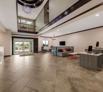 Best Western Bowie Inn & Suites Lobby