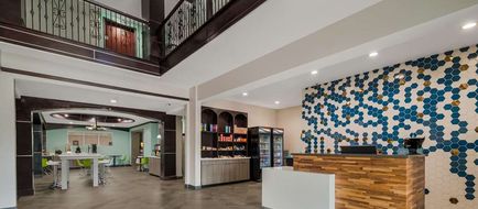 Best Western Bowie Inn & Suites Lobby