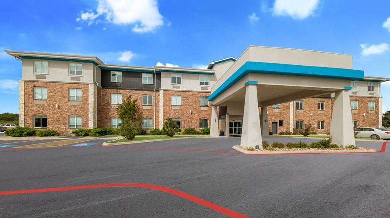 Best Western Bowie Inn  and  Suites Exterior. Images powered by <a href="https://iceportal.shijigroup.com" target="_blank" rel="noopener">Ice Portal</a>.