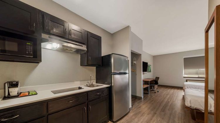 Best Western Bowie Inn & Suites Room