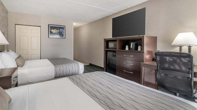 Best Western Plus Keene Hotel Room
