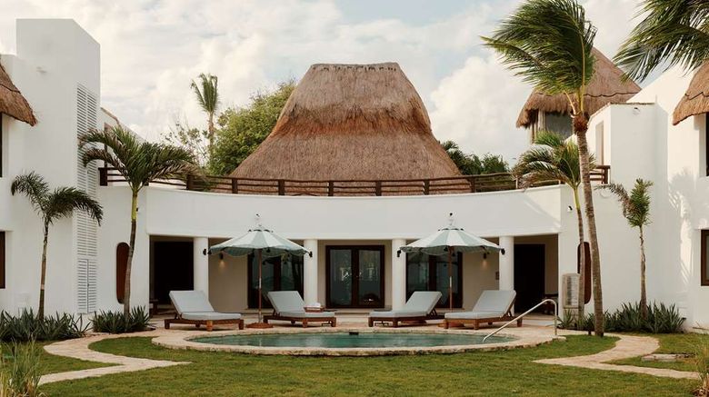<b>Maroma, A Belmond Hotel Suite</b>. Images powered by <a href="https://iceportal.shijigroup.com/" title="IcePortal" target="_blank">IcePortal</a>.
