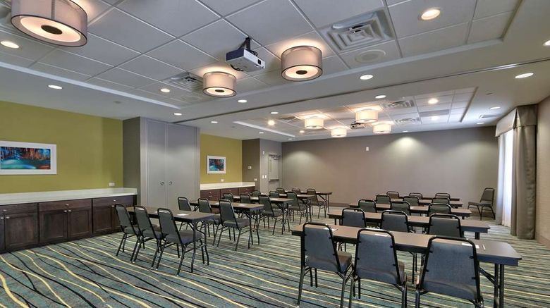 <b>Hampton Inn & Suites Albuquerque Airport Meeting</b>. Images powered by <a href="https://iceportal.shijigroup.com/" title="IcePortal" target="_blank">IcePortal</a>.