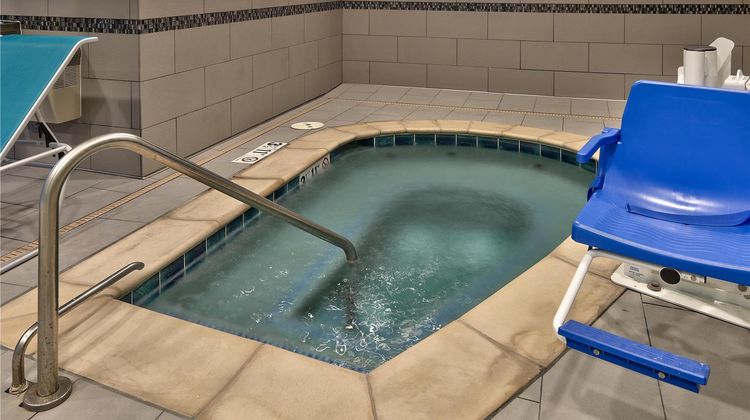 Hampton Inn & Suites Albuquerque Airport Pool