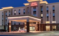 Hampton Inn & Suites Albuquerque Airport