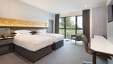 <b>DoubleTree by Hilton Edinburgh Room</b>. Images powered by <a href="https://iceportal.shijigroup.com/" title="IcePortal" target="_blank">IcePortal</a>.