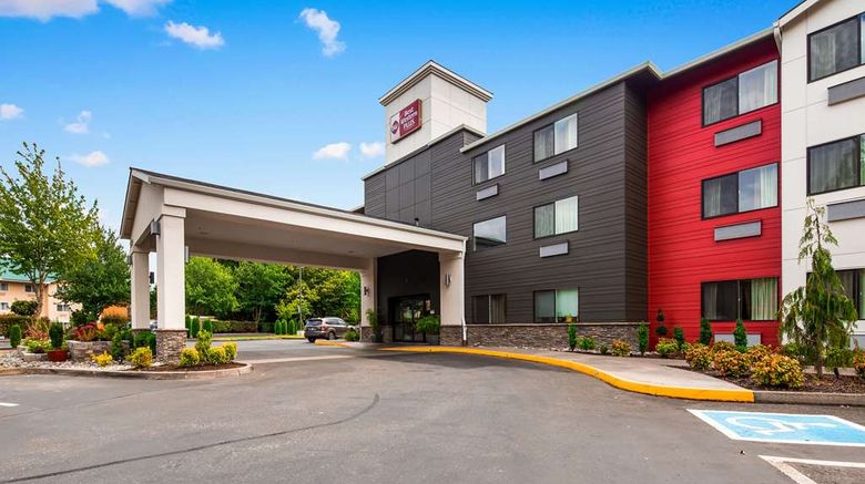 <b>Best Western Plus Portland Airport Hotel Exterior</b>. Images powered by <a href="https://iceportal.shijigroup.com/" title="IcePortal" target="_blank">IcePortal</a>.
