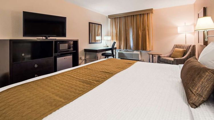 Best Western Plus Portland Airport Hotel Room