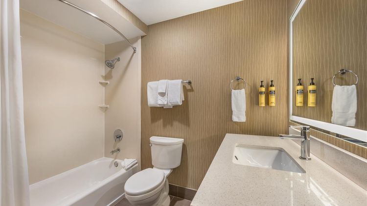 Best Western Plus Portland Airport Hotel Room
