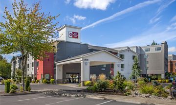 Best Western Plus Portland Airport Hotel