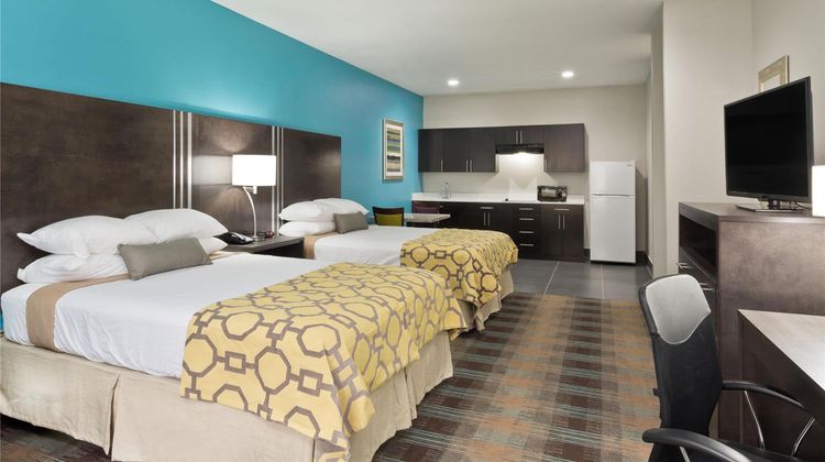 Baymont Inn/Suites Bryan College Station Room