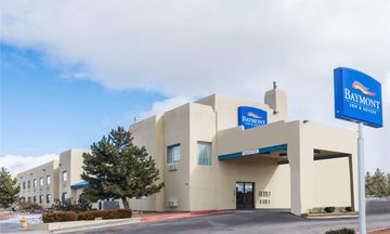 Baymont Inn & Suites Santa Fe