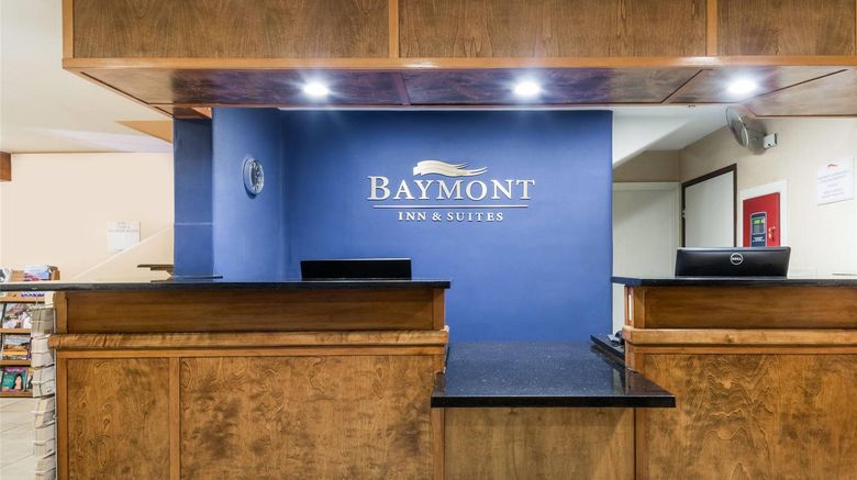 <b>Baymont Inn & Suites Santa Fe Lobby</b>. Images powered by <a href="https://iceportal.shijigroup.com/" title="IcePortal" target="_blank">IcePortal</a>.