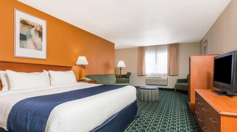 <b>Baymont Inn & Suites Santa Fe Room</b>. Images powered by <a href="https://iceportal.shijigroup.com/" title="IcePortal" target="_blank">IcePortal</a>.