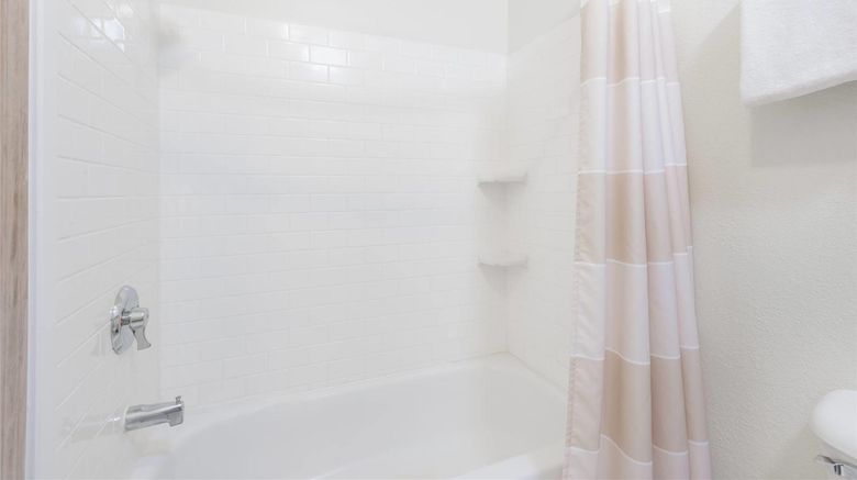 <b>Baymont Inn & Suites Santa Fe Room</b>. Images powered by <a href="https://iceportal.shijigroup.com/" title="IcePortal" target="_blank">IcePortal</a>.