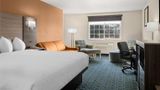 Baymont Inn & Suites Santa Fe Suite