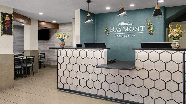 <b>Baymont Inn & Suites Santa Fe Lobby</b>. Images powered by <a href="https://iceportal.shijigroup.com/" title="IcePortal" target="_blank">IcePortal</a>.