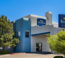 Baymont Inn & Suites Santa Fe Exterior