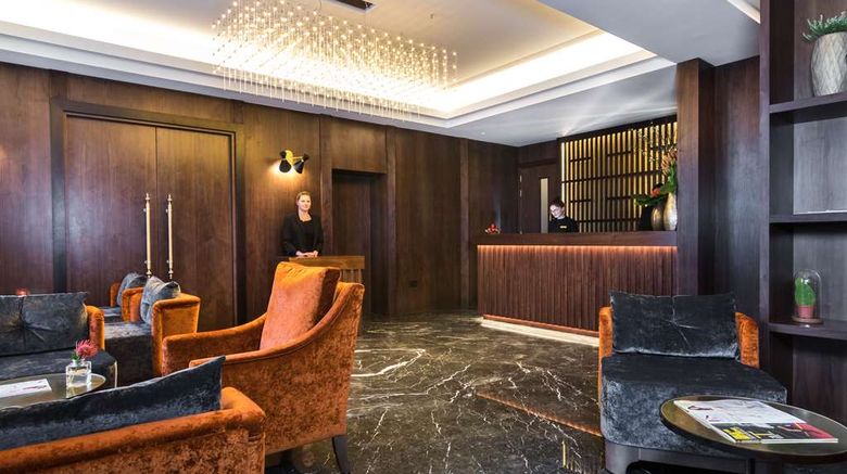 <b>The Chilworth Lobby</b>. Images powered by <a href="https://iceportal.shijigroup.com/" title="IcePortal" target="_blank">IcePortal</a>.