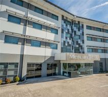 Mercure Newcastle Airport Exterior