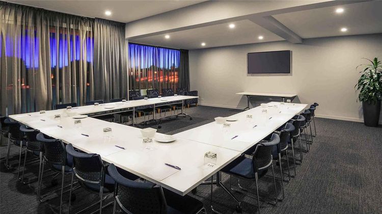 Mercure Warragul Meeting