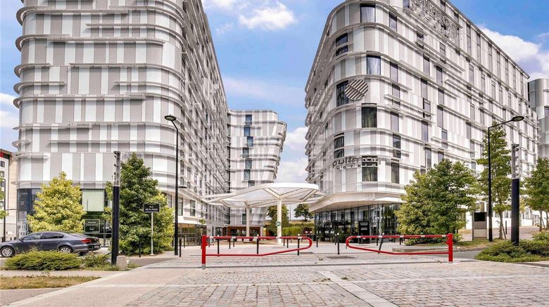 <b>Ibis Styles Paris CDG Airport Exterior</b>. Images powered by <a href="https://iceportal.shijigroup.com/" title="IcePortal" target="_blank">IcePortal</a>.