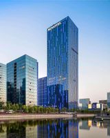 Novotel Ningbo East Hotel