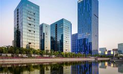 Novotel Ningbo East Hotel