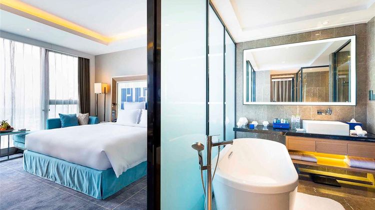 Novotel Ningbo East Hotel Room