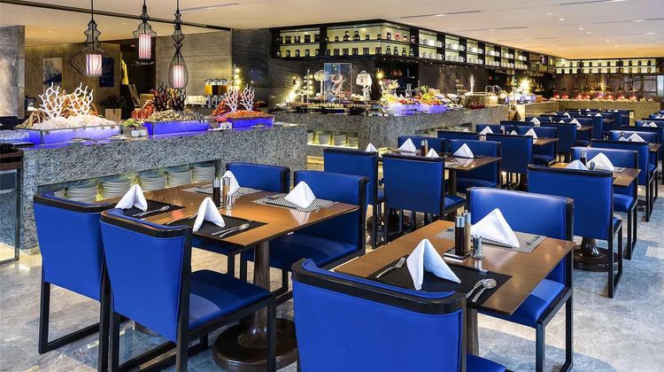 Novotel Ningbo East Hotel Restaurant