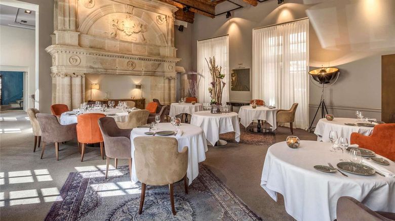 <b>La Cour des Consuls Hotel & Spa Toulouse Restaurant</b>. Images powered by <a href="https://iceportal.shijigroup.com/" title="IcePortal" target="_blank">IcePortal</a>.