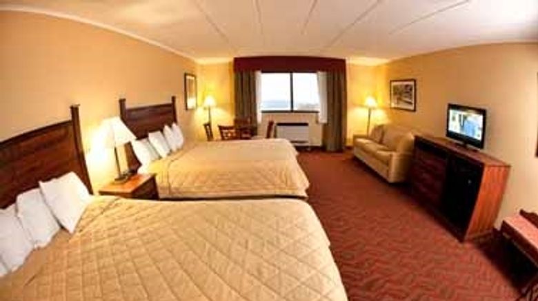 <b>Chestnut Mountain Resort Room</b>. Images powered by <a href="https://iceportal.shijigroup.com/" title="IcePortal" target="_blank">IcePortal</a>.