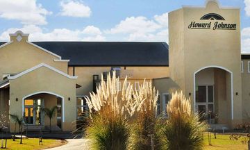 Howard Johnson Hotel Pergamino