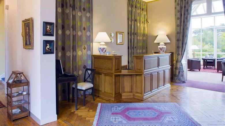 <b>Chateau de Sully Lobby</b>. Images powered by <a href="https://iceportal.shijigroup.com/" title="IcePortal" target="_blank">IcePortal</a>.