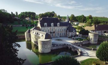 Le Chateau d'Etoges