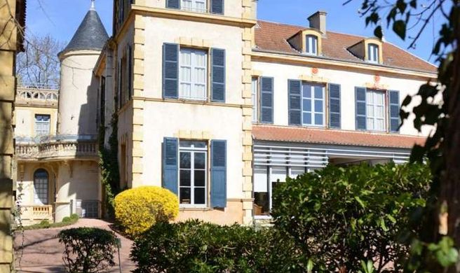 Chateau De Champlong Exterior