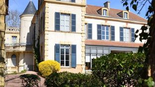 Chateau De Champlong