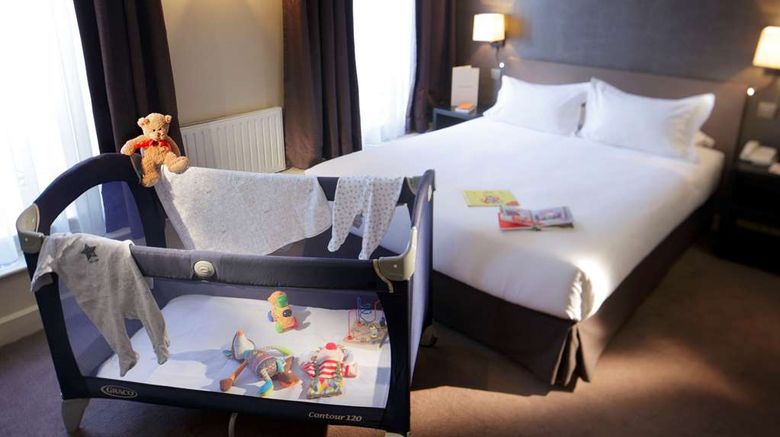 <b>Londres et New York Hotel Room</b>. Images powered by <a href="https://iceportal.shijigroup.com/" title="IcePortal" target="_blank">IcePortal</a>.