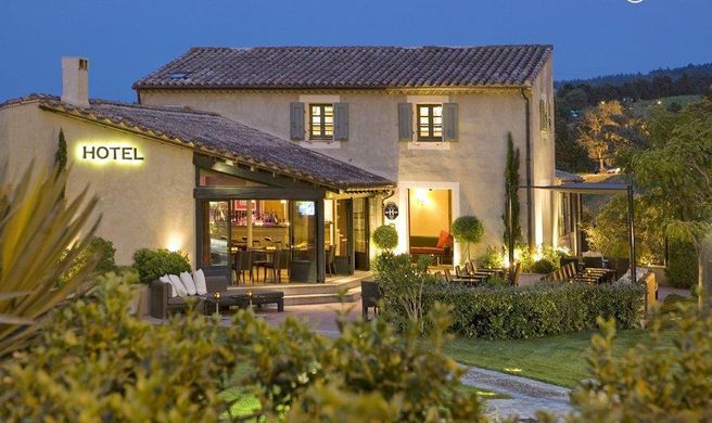 Hotel Du Chateau Exterior