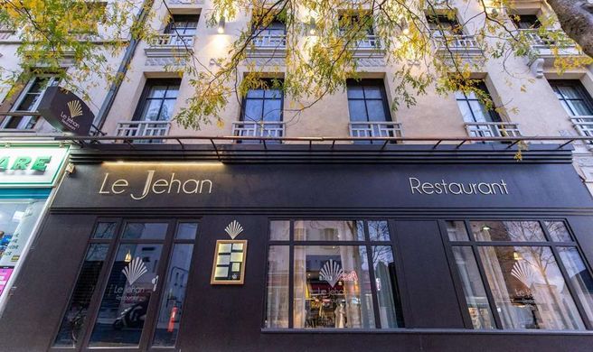 Hotel Jehan de Beauce Exterior