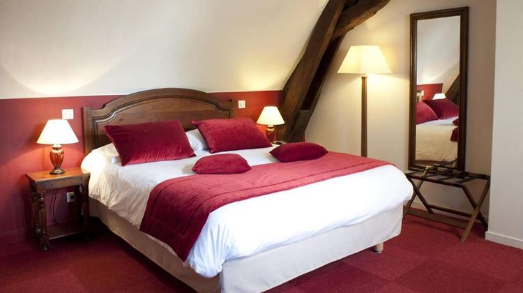 Wilson Hotel Room