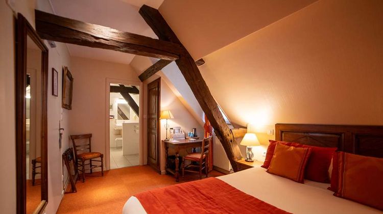 Wilson Hotel Room